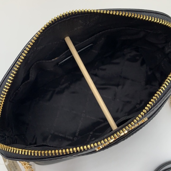 MICHAEL KORS
Jet Set Travel Medium Dome Crossbody Bag
Black 
NWT - Picture 7 of 16